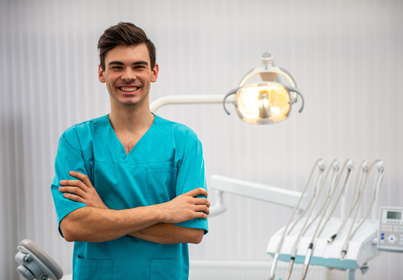 Ask A General Dentist: What Is The Best Way To Floss My Teeth?